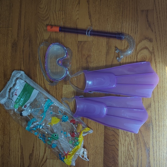 Speedo Dive Kids Discovery Snorkel Set - Picture 1 of 6